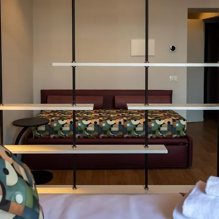 New Experience ベッド・アンド・ブレックファスト 4*